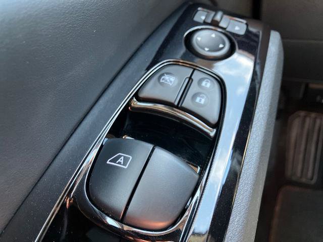 Used 2024 Nissan Altima 2.5 SR AWD/4WD image 40