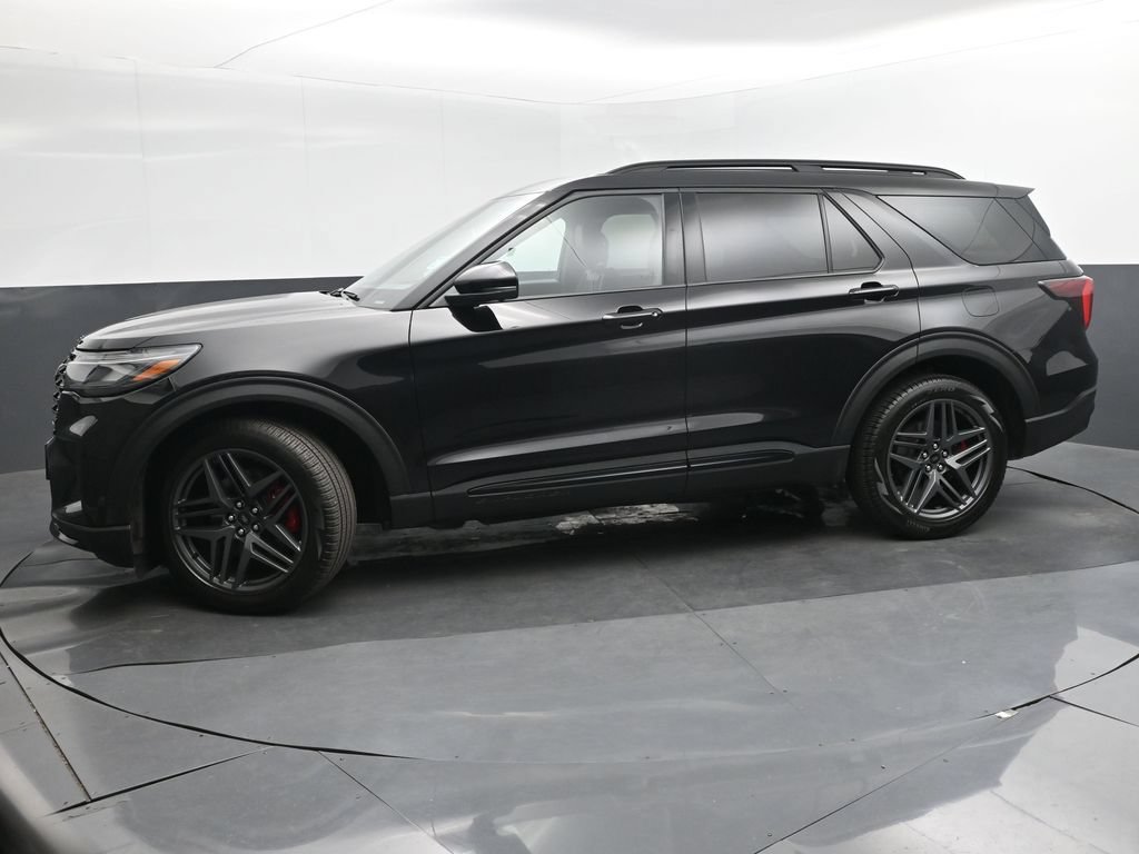 Certified 2026 Ford Explorer ST AWD/4WD image 36