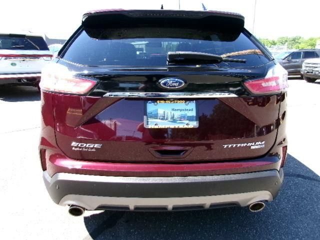 Certified 2019 Ford Edge Titanium w/ Cold Weather Package AWD/4WD image 7