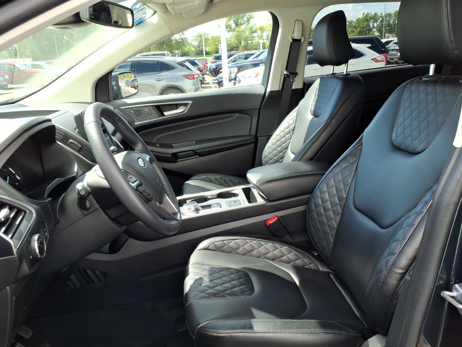 Certified 2024 Ford Edge Titanium AWD/4WD image 16