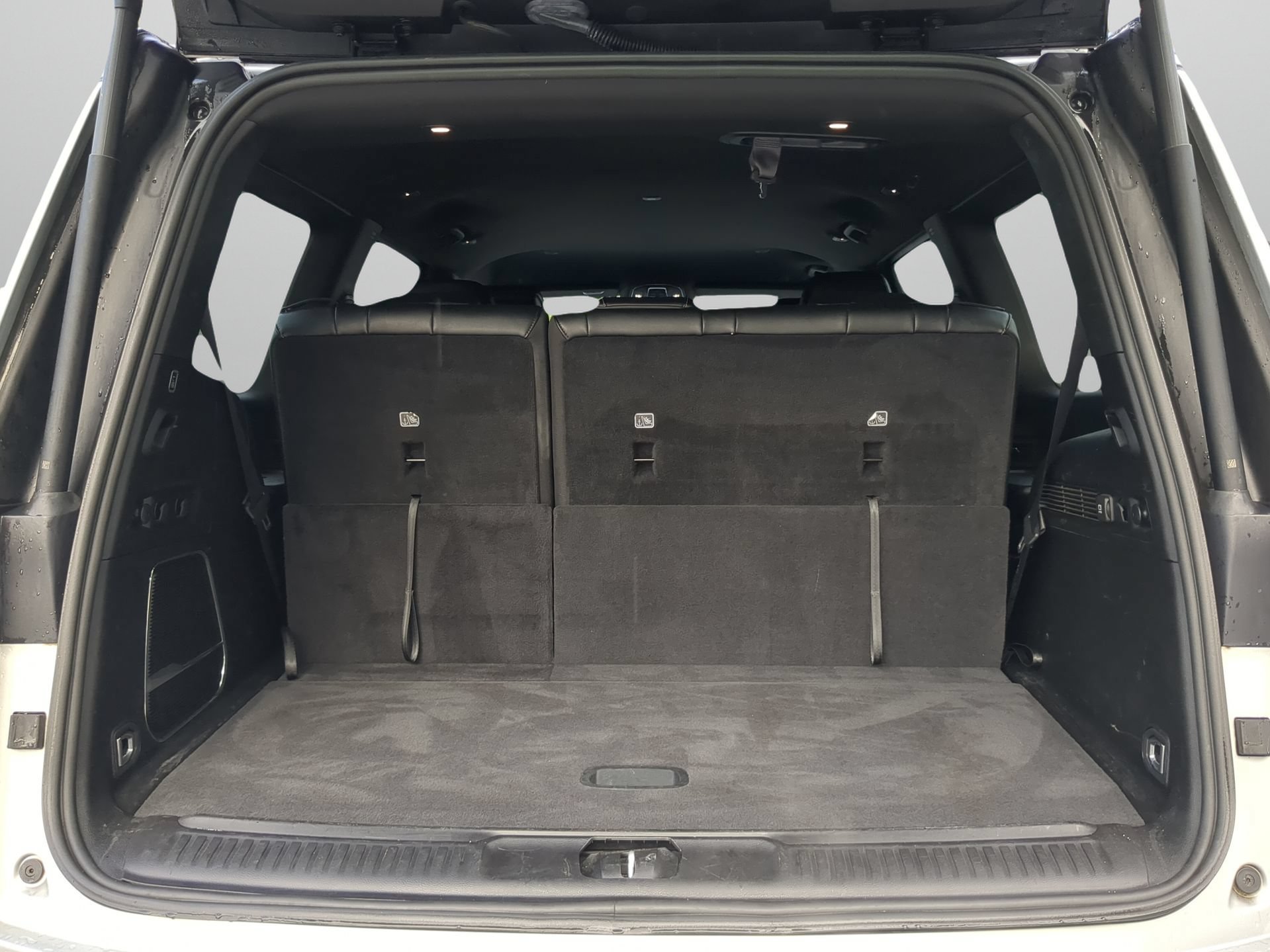 Used 2024 Jeep Wagoneer Series II w/ Flexible Seating Group RWD image 46