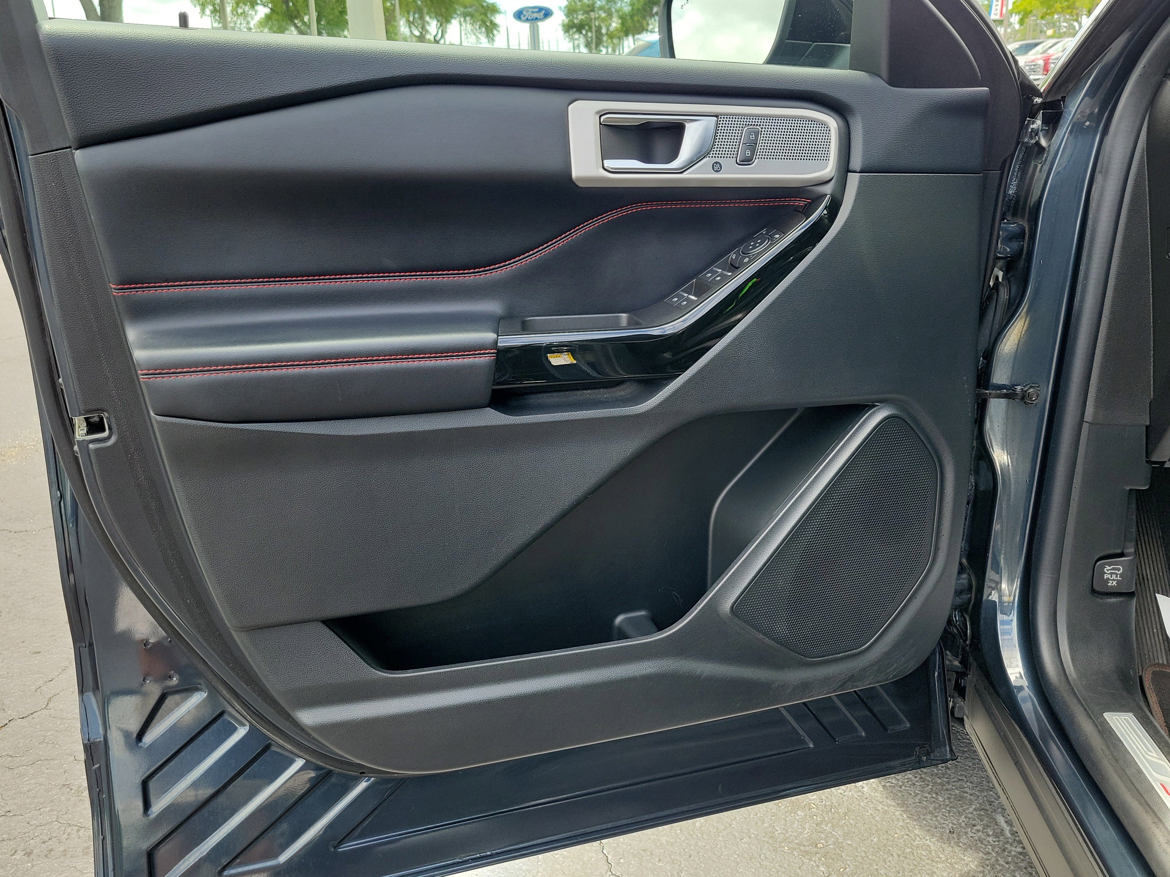 Certified 2022 Ford Explorer ST-Line w/ Class IV Trailer Tow Package image 20