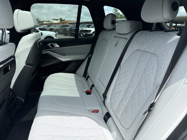 Used 2024 BMW X5 xDrive40i w/ Premium Package AWD/4WD image 20