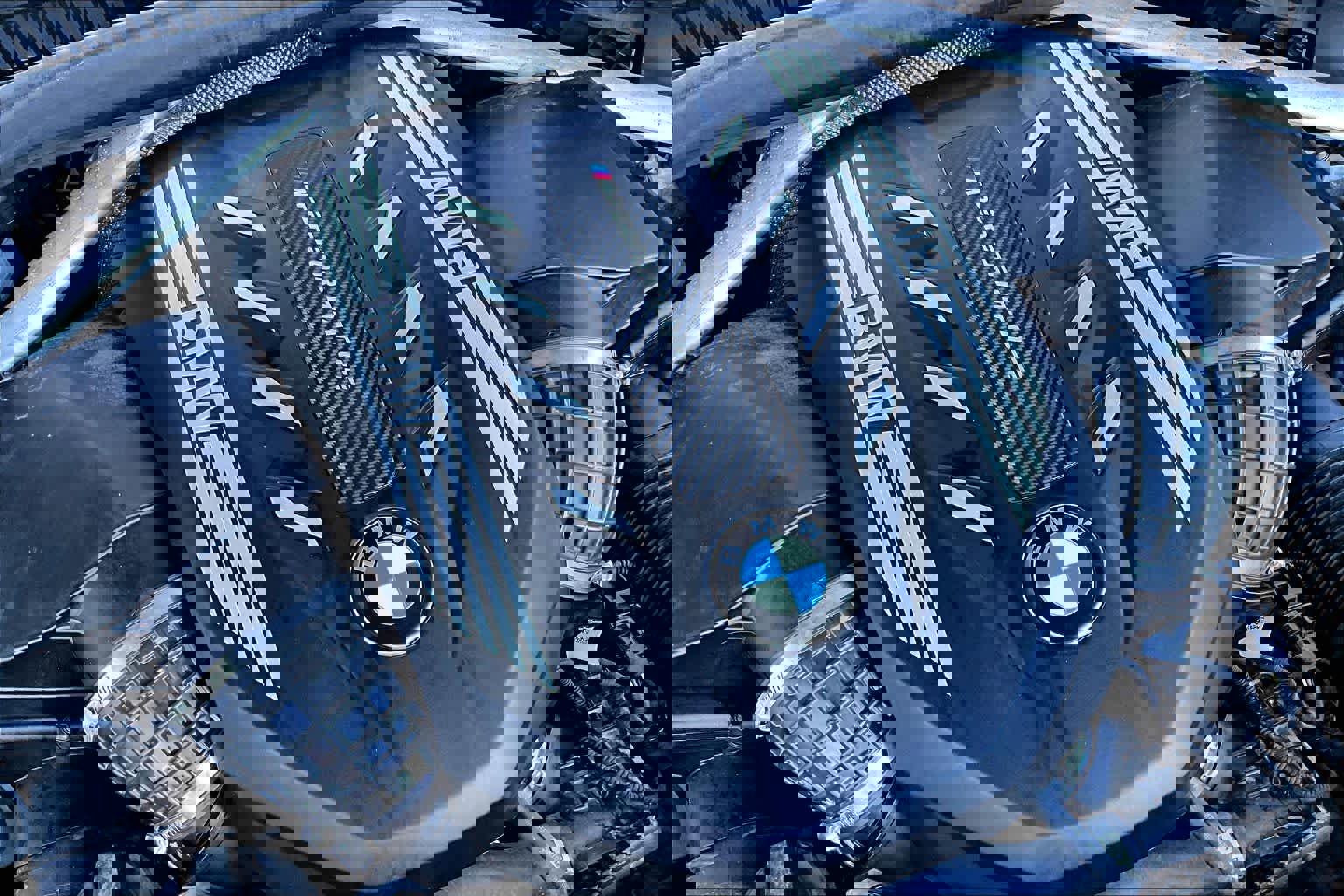 Used 2022 BMW X7 M50i image 33