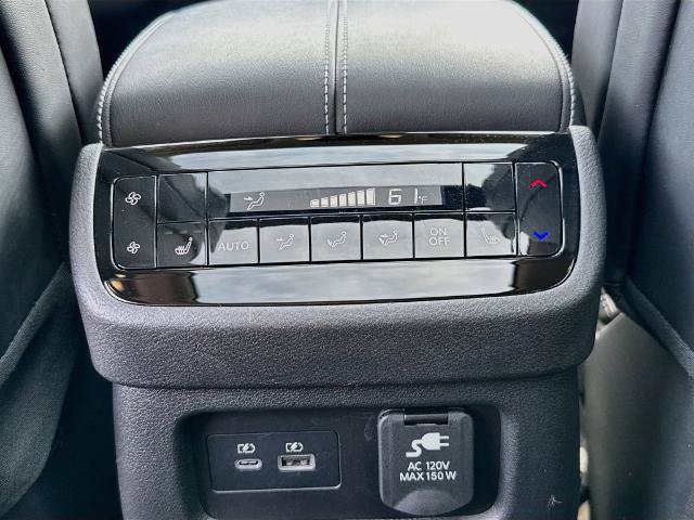 Used 2023 INFINITI QX60 Sensory w/ Vision Package AWD/4WD image 21