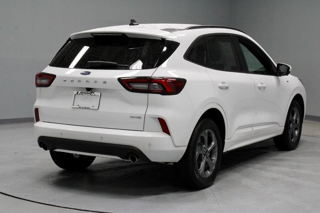 Certified 2023 Ford Escape ST-Line Select w/ Tech Pack #2 AWD/4WD image 11