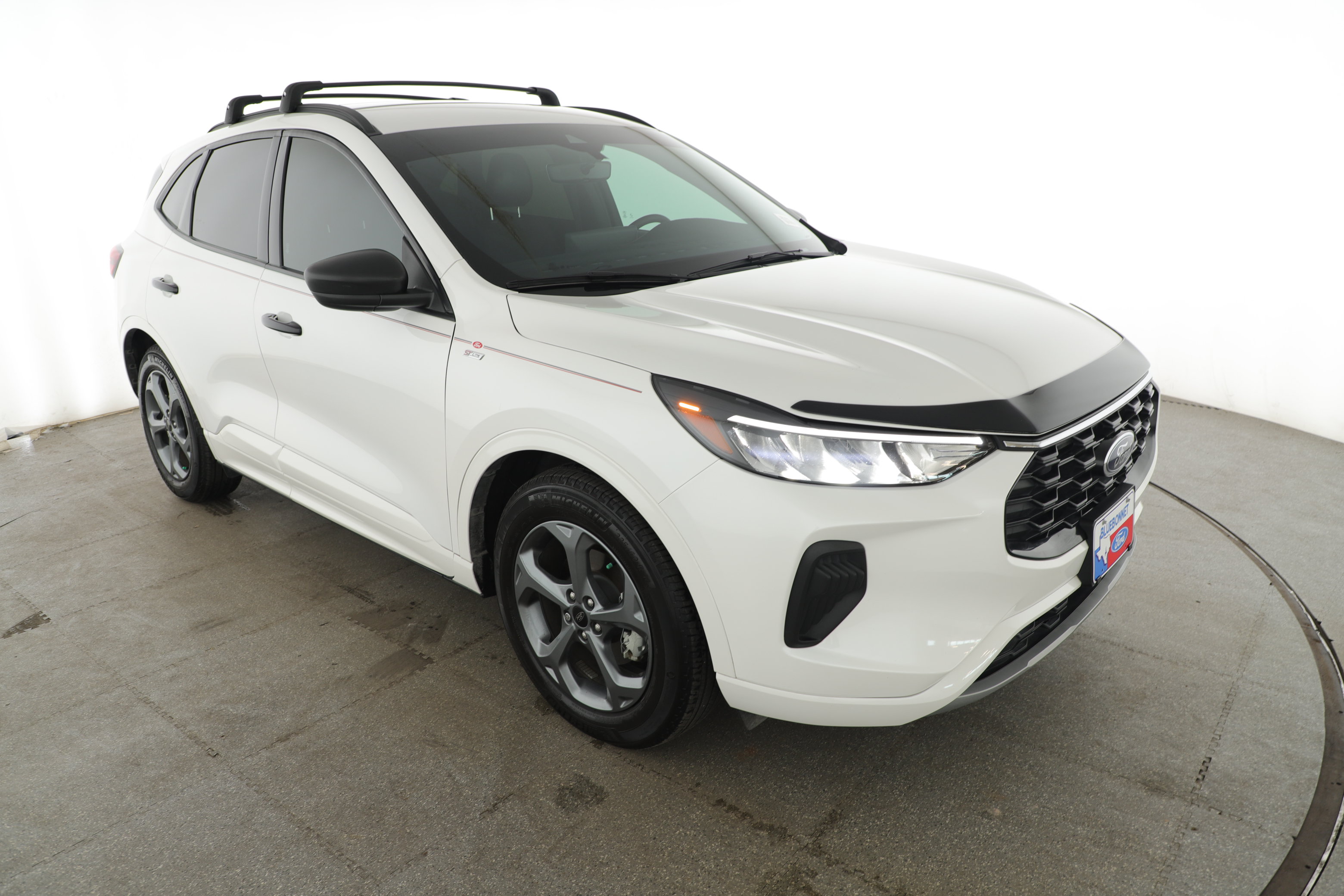 Certified 2024 Ford Escape ST-Line w/ Equipment Group 301A FWD image 3