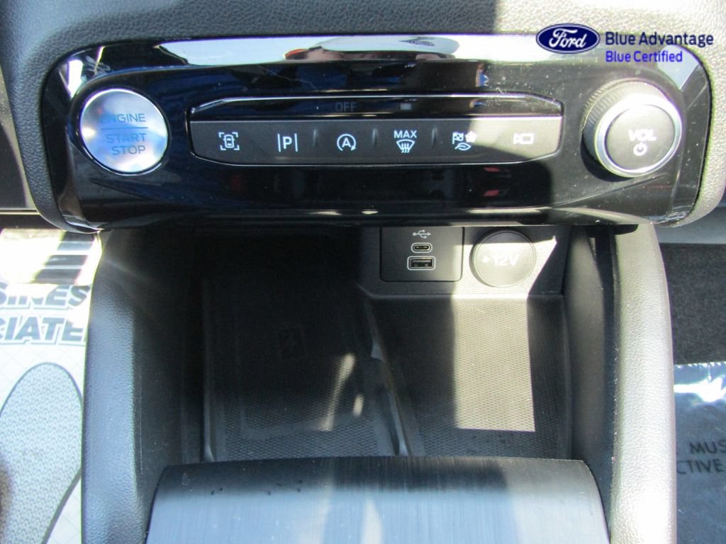 Certified 2024 Ford Escape ST-Line Elite w/ Premium Technology Package AWD/4WD image 23