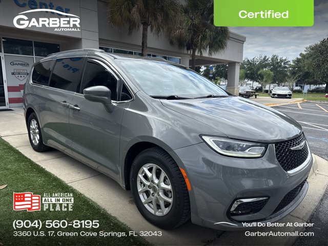 Used 2022 Chrysler Pacifica Touring-L FWD image 1
