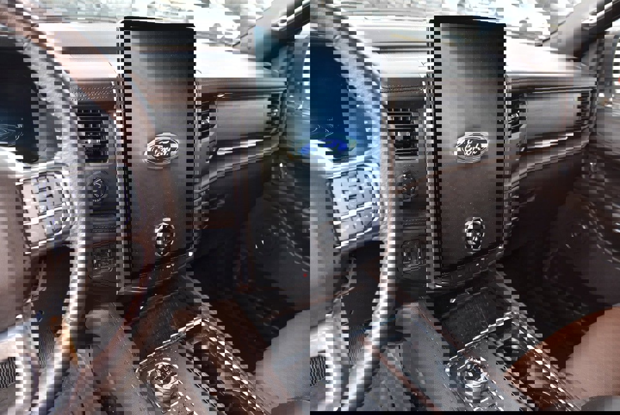 Certified 2023 Ford Expedition Max King Ranch image 9