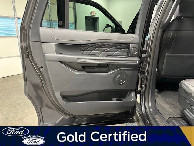Certified 2023 Ford Expedition Max Platinum image 29