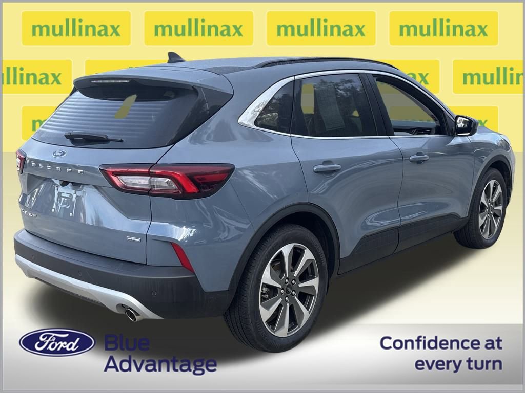 Certified 2025 Ford Escape Platinum video 3