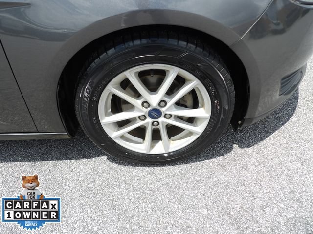 Certified 2018 Ford Focus SE FWD image 17