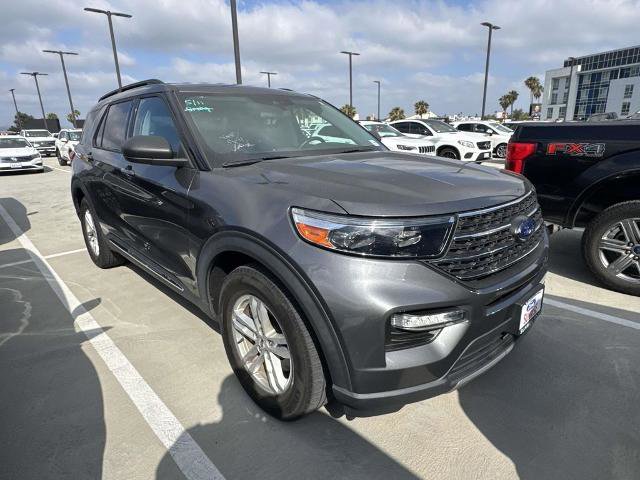 Certified 2023 Ford Explorer XLT w/ Equipment Group 202A RWD image 8