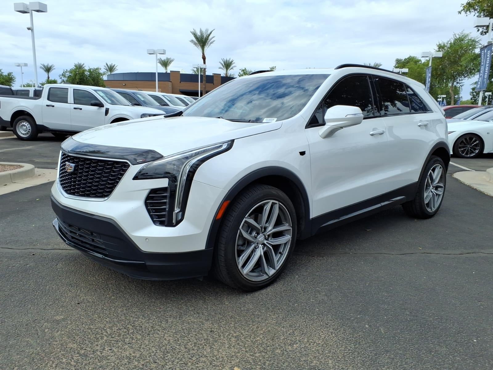 Used 2022 Cadillac XT4 Sport w/ Cold Weather Package FWD image 8