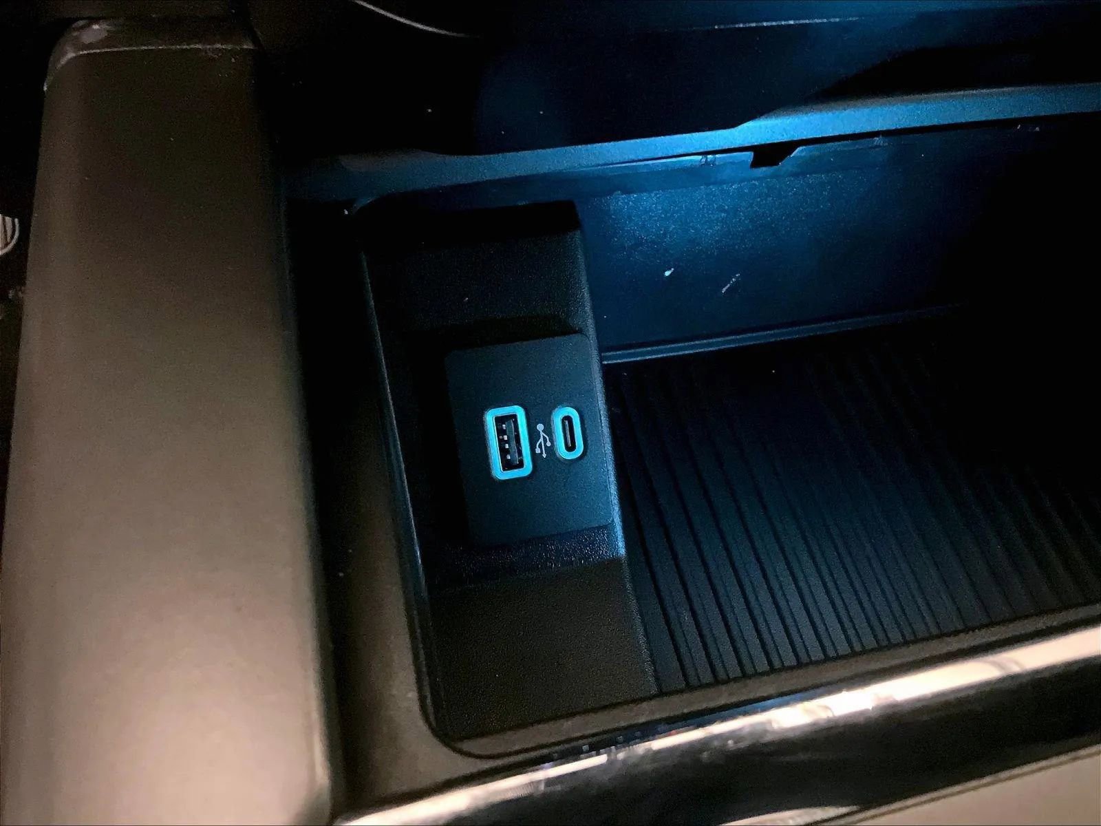 Certified 2021 Ford Expedition XLT image 32