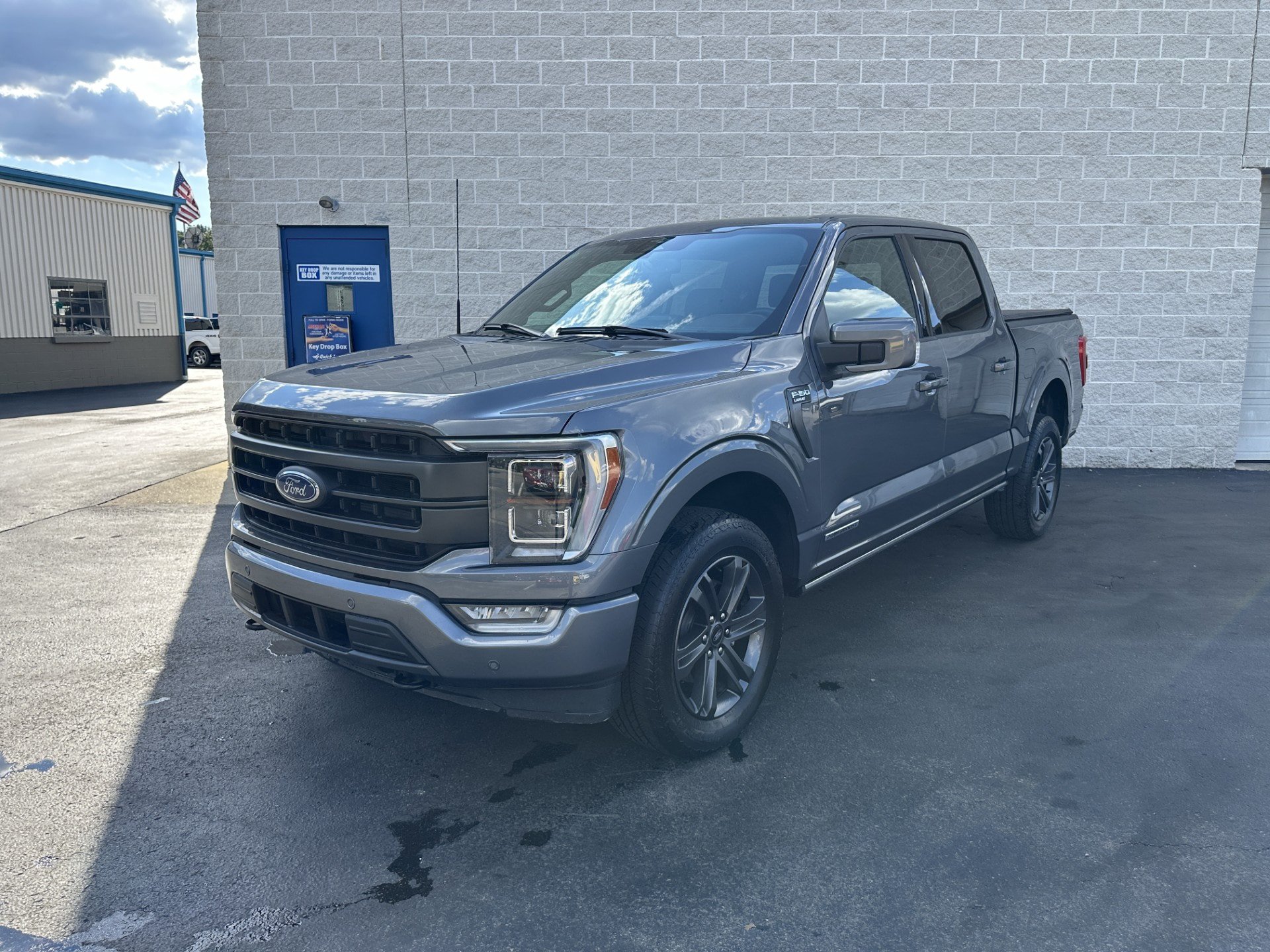 Certified 2023 Ford F150 Lariat w/ Equipment Group 502A High AWD/4WD image 3
