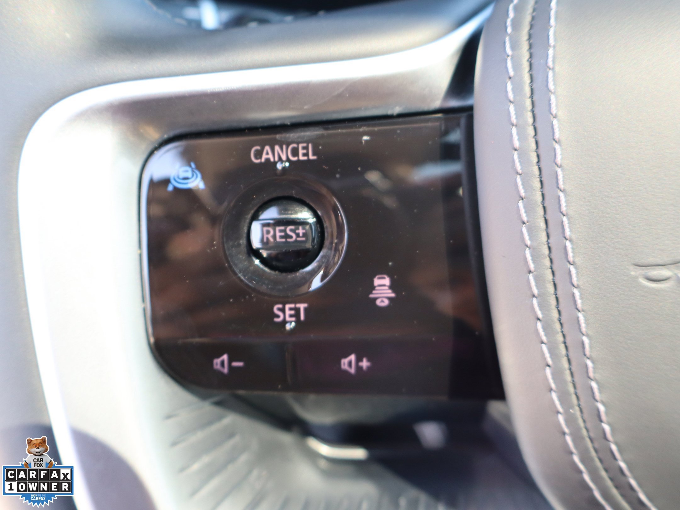 Used 2025 INFINITI QX80 Sensory AWD/4WD image 17