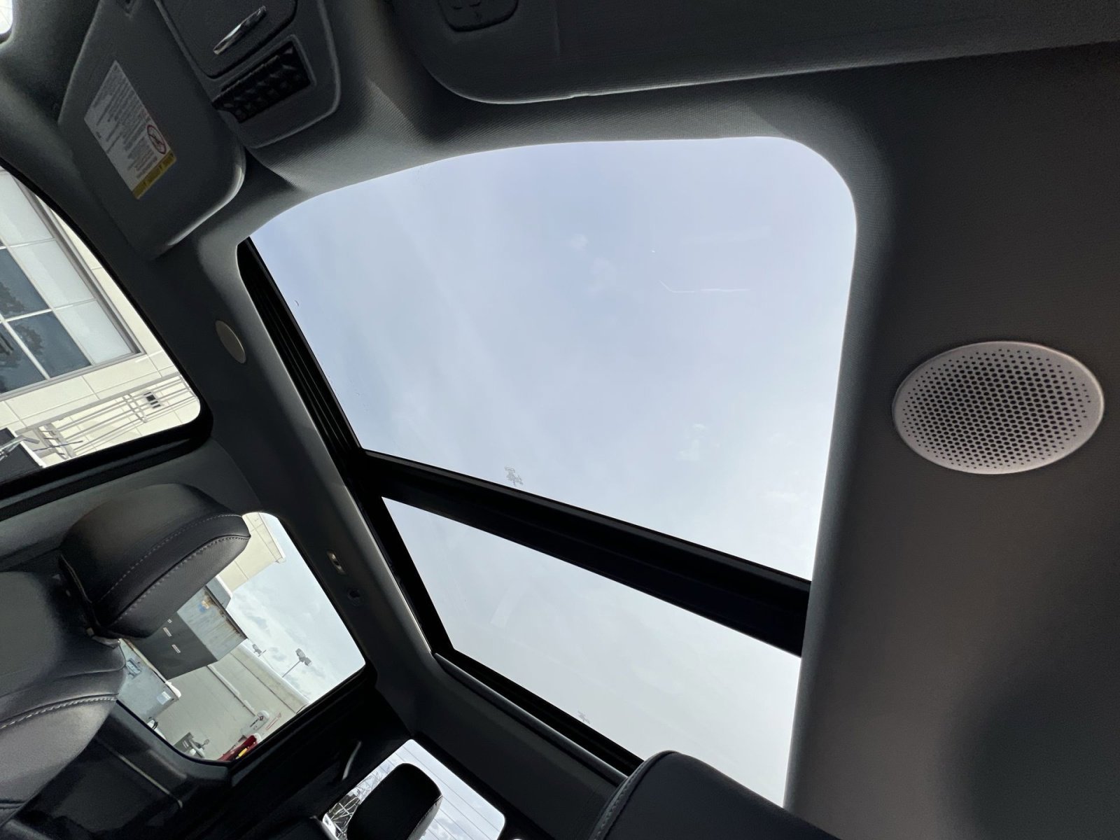 Certified 2024 Ford F250 Lariat w/ Lariat Ultimate Package image 24