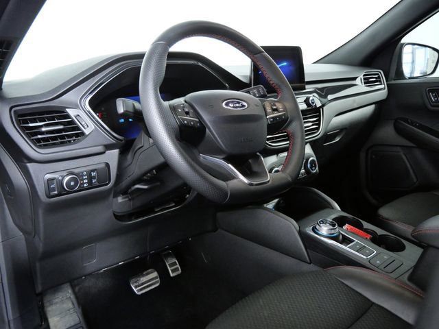Certified 2024 Ford Escape ST-Line Select AWD/4WD image 15