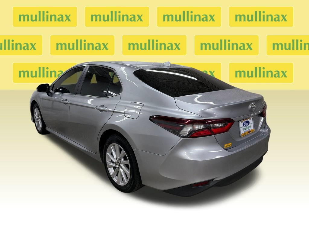 Used 2023 Toyota Camry LE w/ Convenience Package FWD image 10