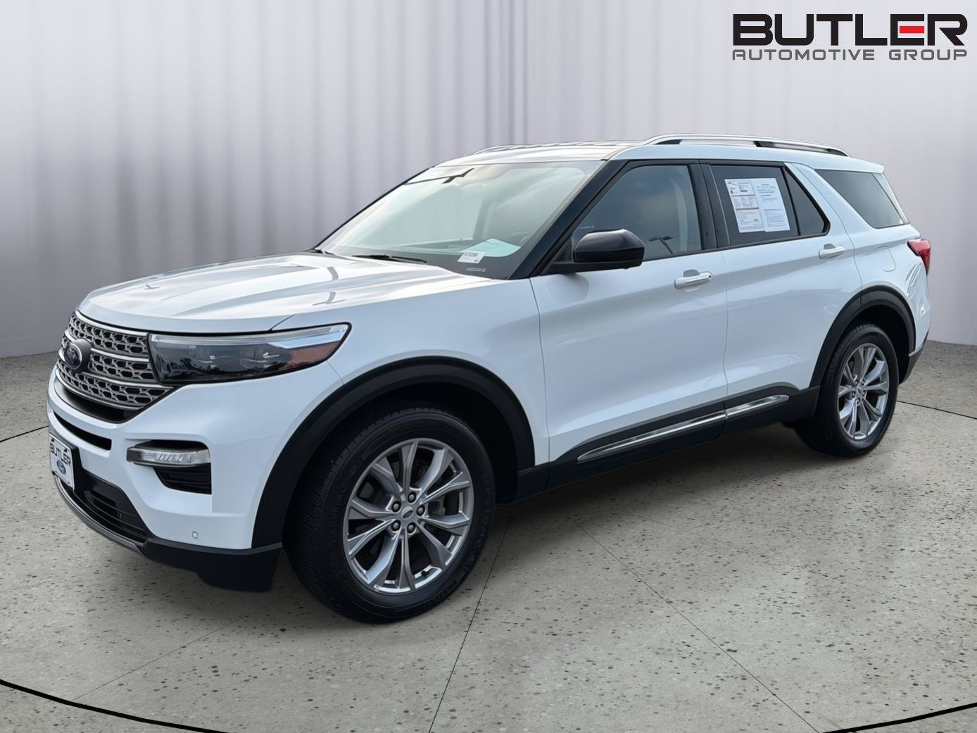 Certified 2023 Ford Explorer Limited AWD/4WD image 2