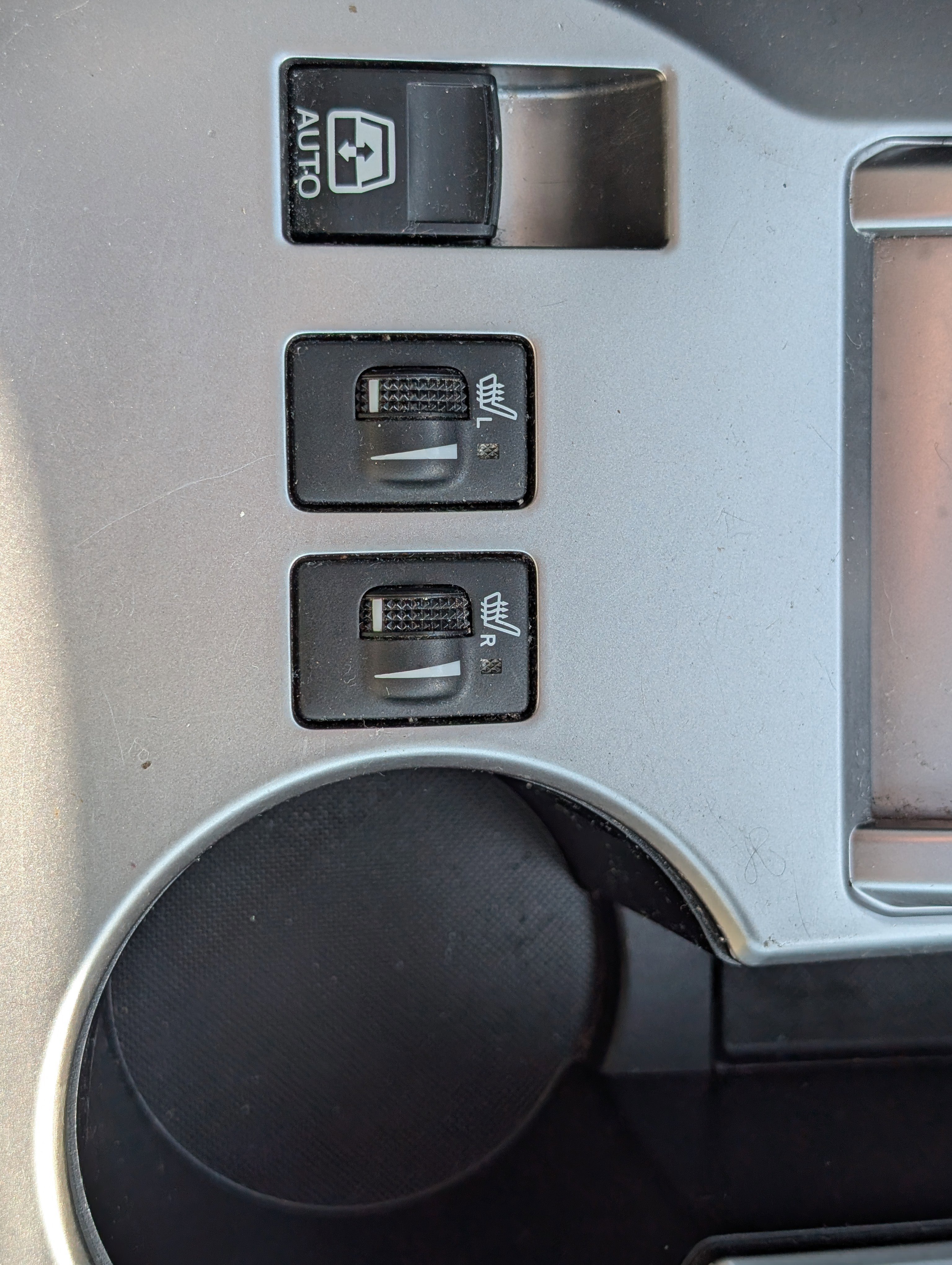 Used 2020 Toyota 4Runner SR5 Premium w/ Moonroof Package AWD/4WD image 29