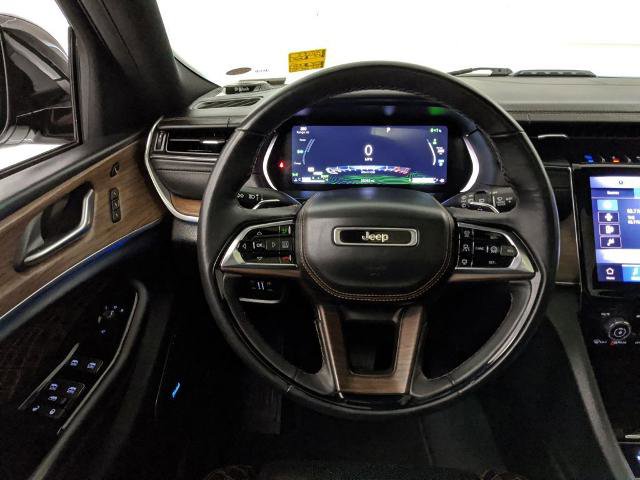 Used 2023 Jeep Grand Cherokee Summit image 17