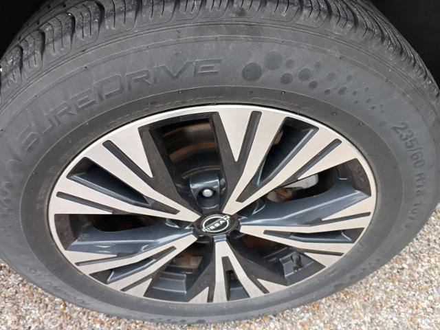 Used 2023 Nissan Rogue SV FWD image 10