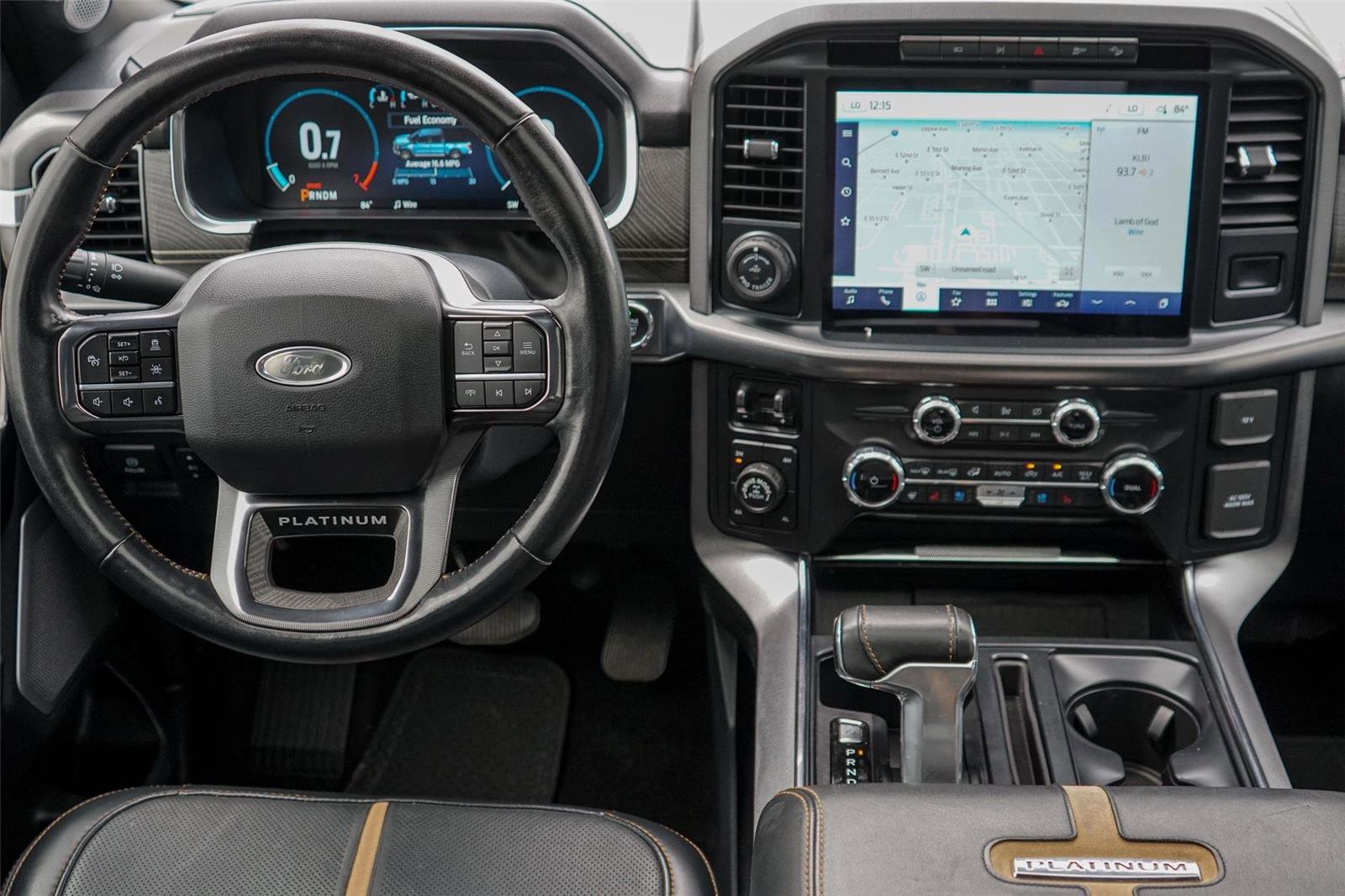 Certified 2022 Ford F150 Platinum w/ Equipment Group 701A High image 25