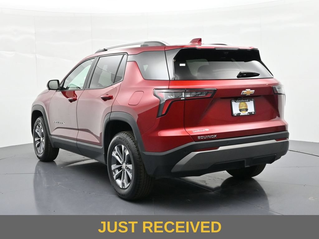 Used 2025 Chevrolet Equinox LT w/ Convenience Package II FWD image 8