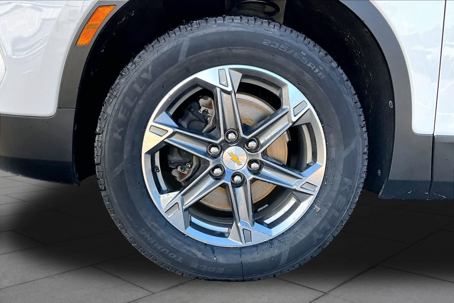 Used 2023 Chevrolet Blazer LT w/ Driver Confidence Package FWD image 12