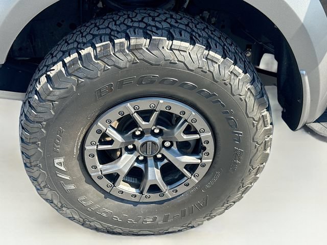 Certified 2022 Ford F150 Raptor w/ Raptor 37 Performance Package AWD/4WD image 41