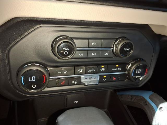 Certified 2023 Ford Bronco Wildtrak AWD/4WD image 20