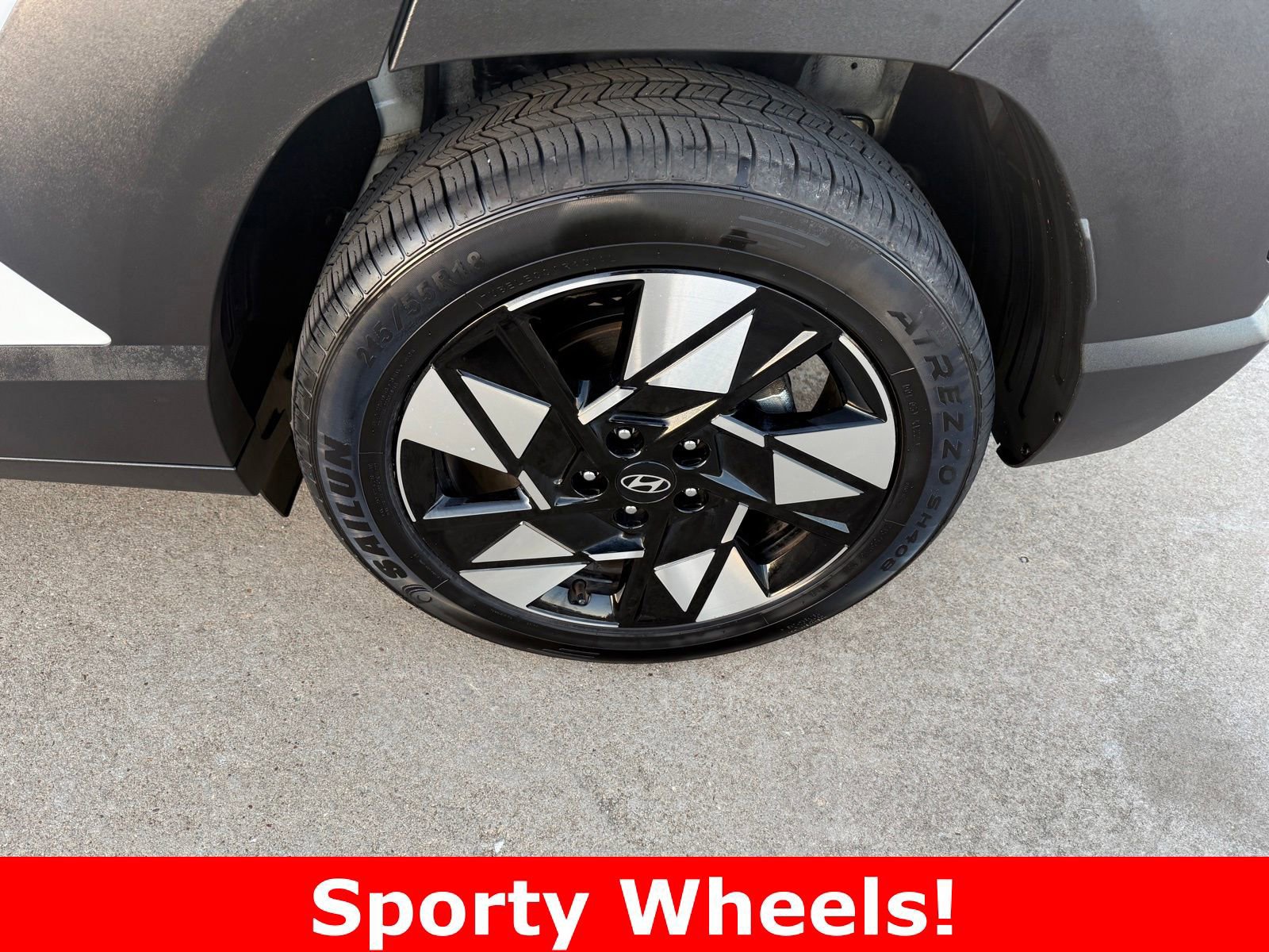 Used 2024 Hyundai Kona SEL image 9