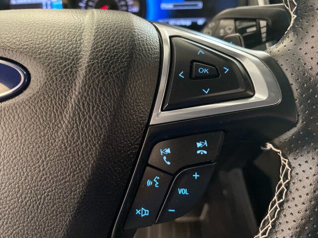 Certified 2022 Ford Edge ST w/ Cargo Accessory Package AWD/4WD image 19
