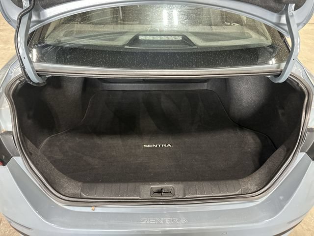 Used 2024 Nissan Sentra SR w/ SR Premium Package FWD image 24