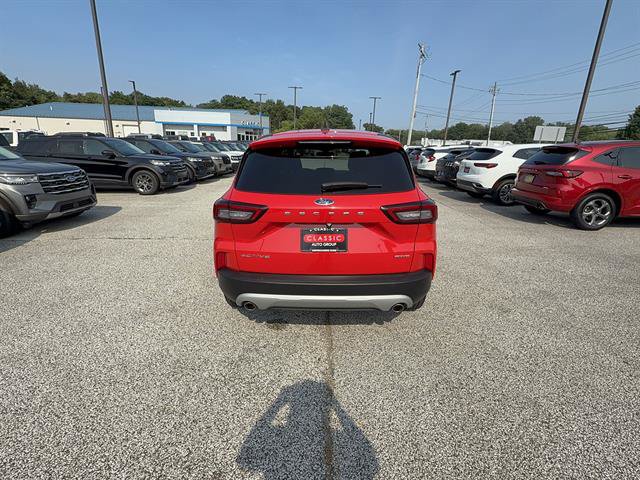 Certified 2024 Ford Escape Active AWD/4WD image 6