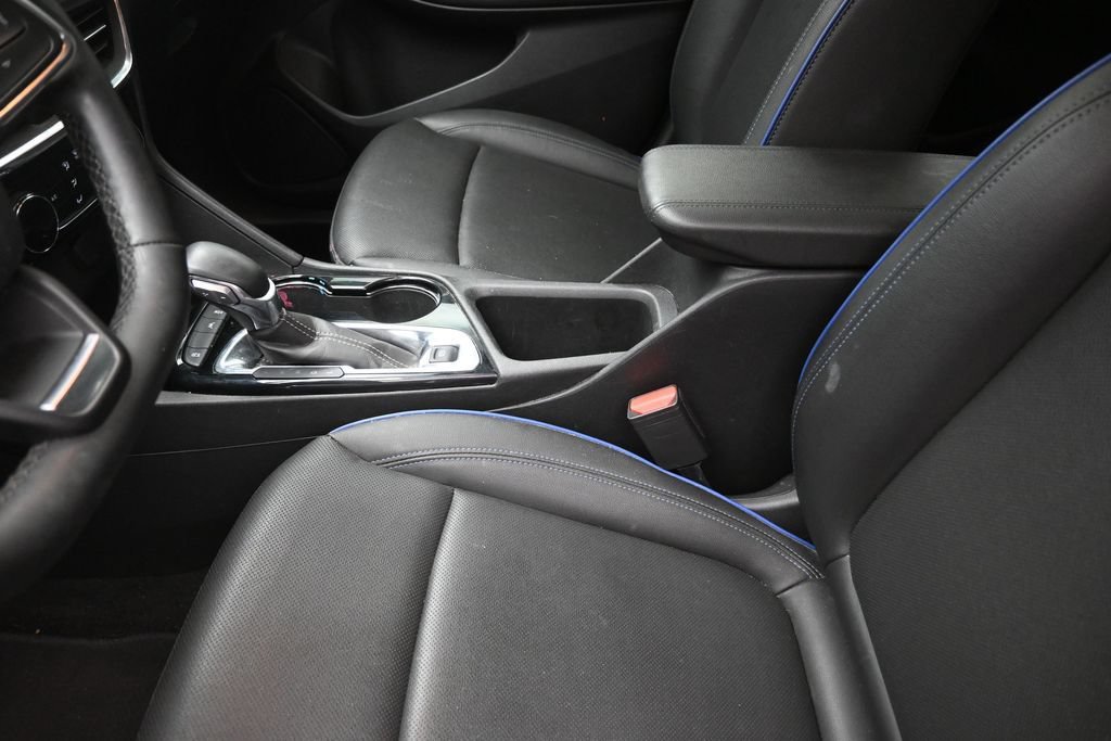 Used 2025 Buick Encore GX Sport Touring FWD image 21