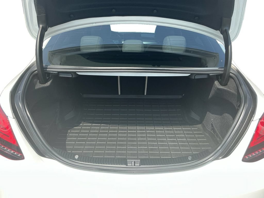 Used 2019 Mercedes-Benz C 300 Sedan image 24