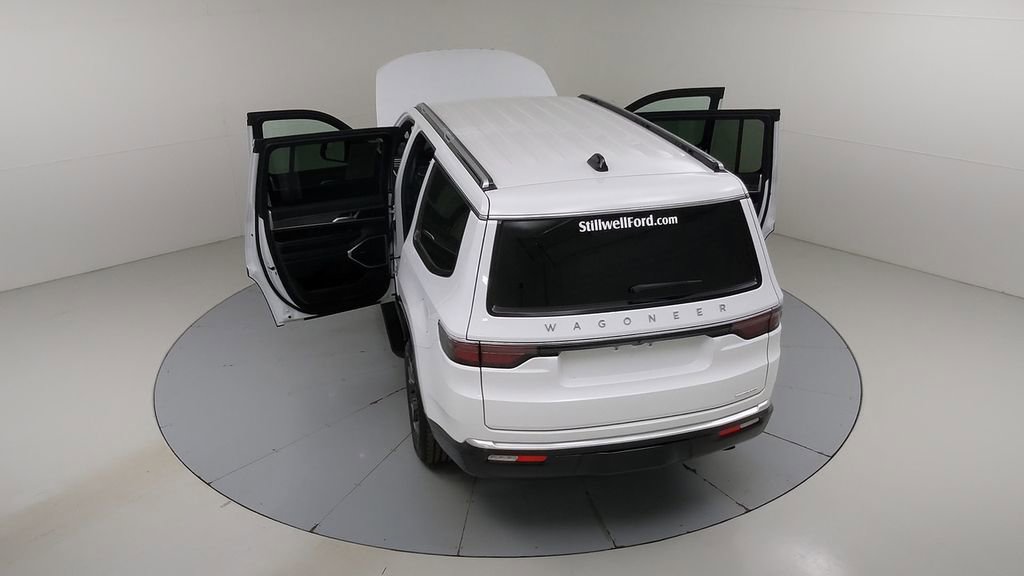Used 2024 Jeep Wagoneer Series III image 56