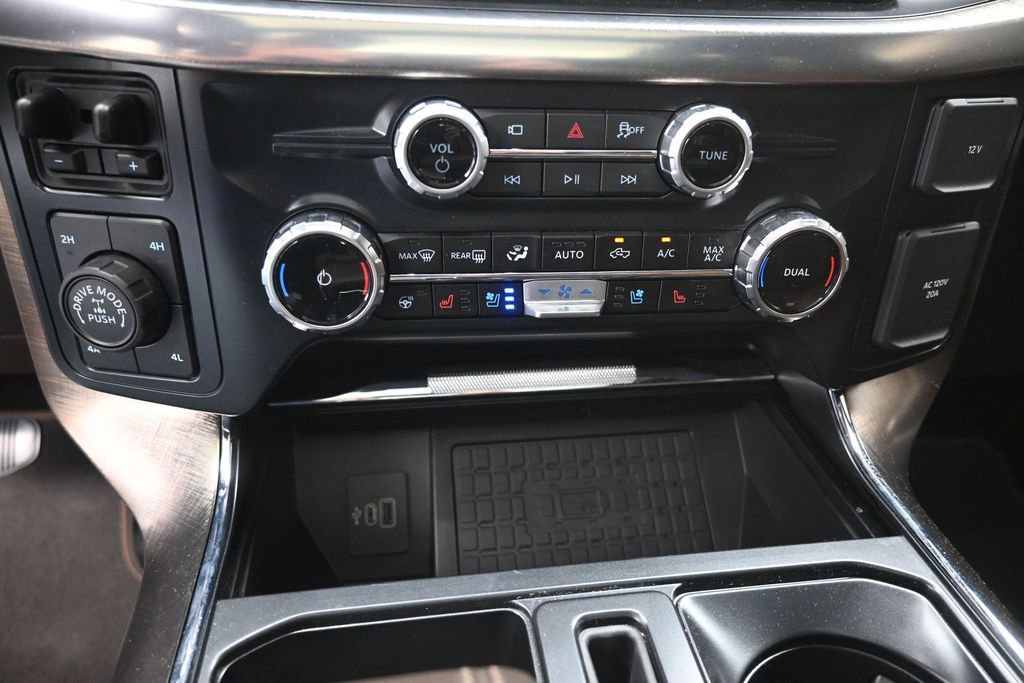 Certified 2025 Ford F150 King Ranch w/ FX4 Off-Road Package AWD/4WD image 9
