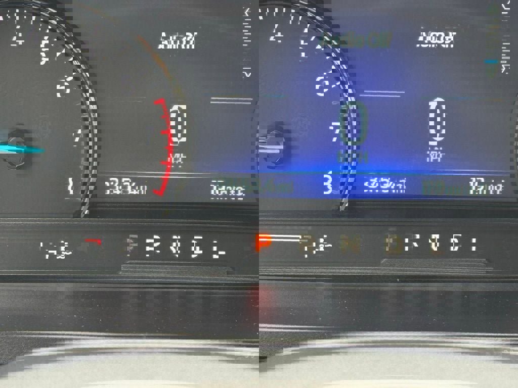 Certified 2022 Ford Explorer XLT w/ Equipment Group 202A image 18