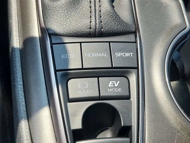 Used 2024 Toyota Camry XSE w/ Cold Weather Package FWD image 21