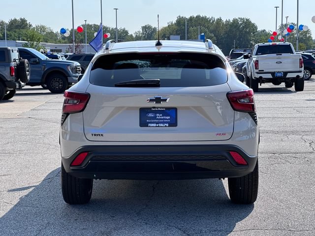 Used 2026 Chevrolet Trax RS w/ Sunroof Package FWD image 6