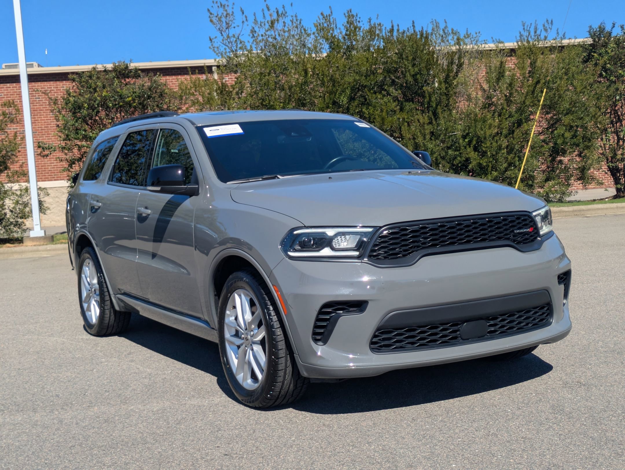 Used 2024 Dodge Durango GT image 1