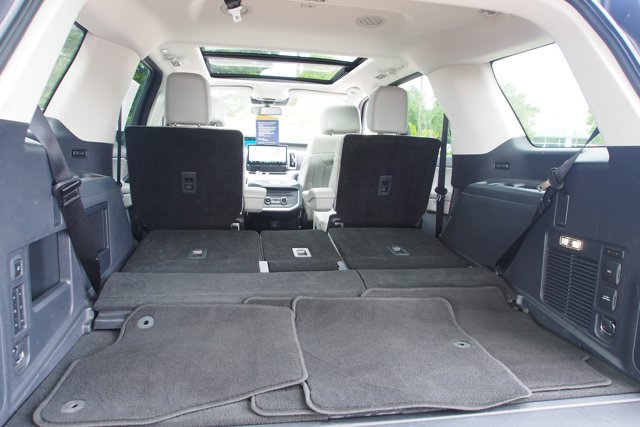 Certified 2025 Ford Expedition Active AWD/4WD image 19