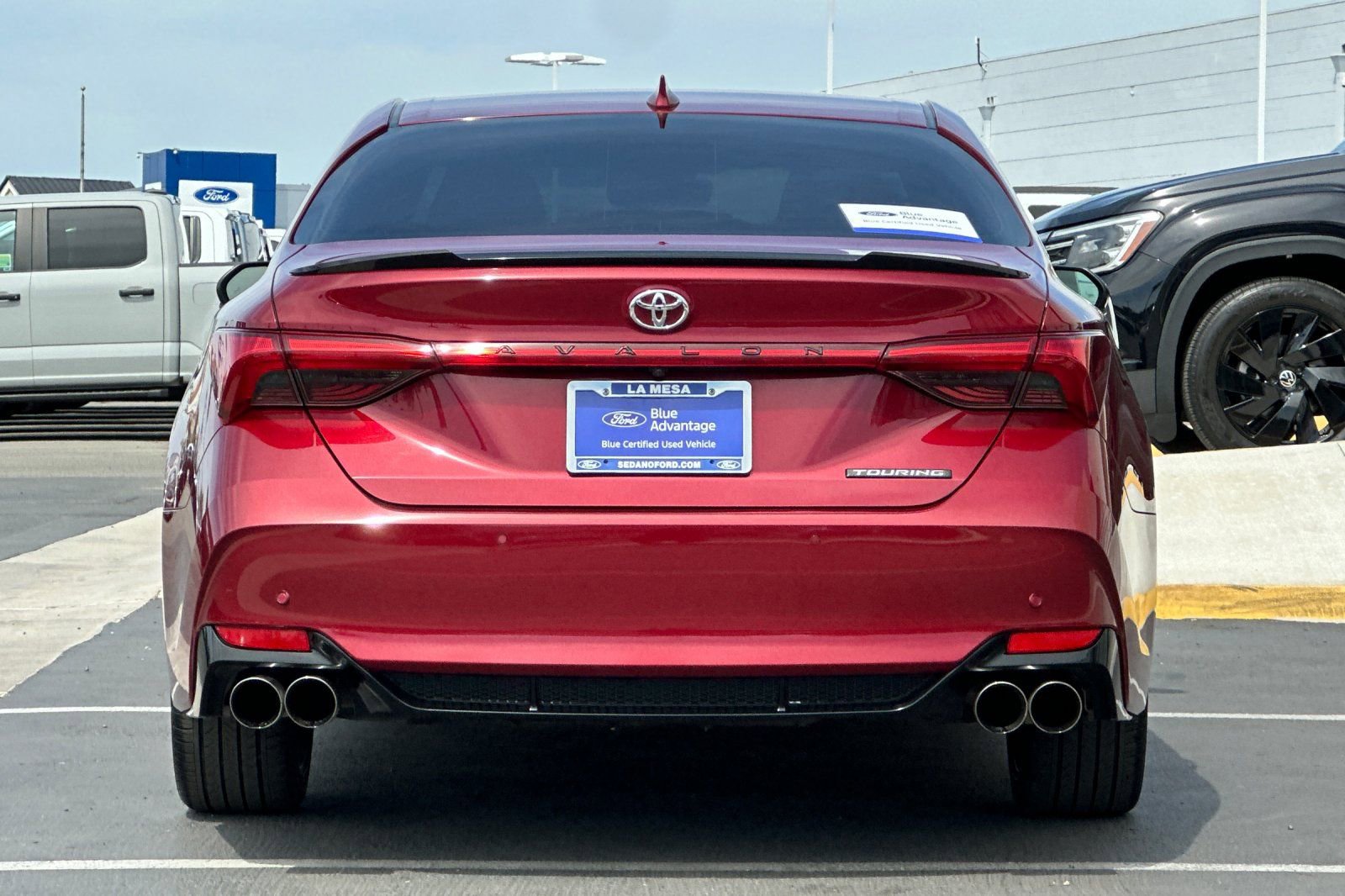 Used 2019 Toyota Avalon Touring w/ Advanced Safety Package image 4