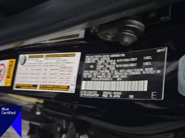 Used 2017 Toyota 4Runner TRD Off-Road AWD/4WD image 36