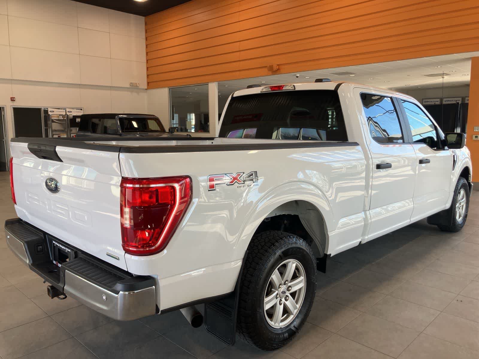 Certified 2021 Ford F150 XLT w/ FX4 Off-Road Package AWD/4WD image 5